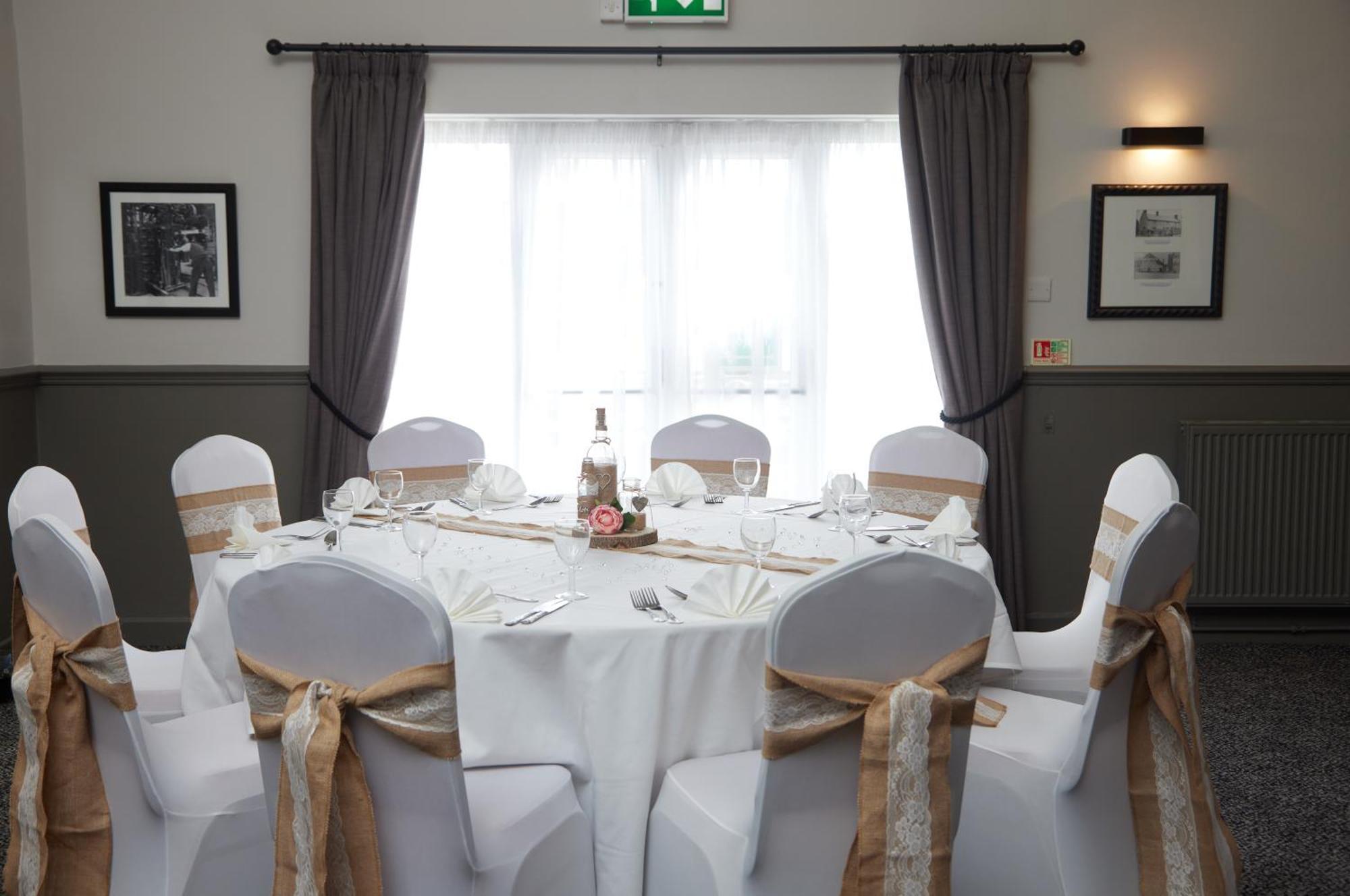 Charnwood Arms Hotel Coalville Exterior photo