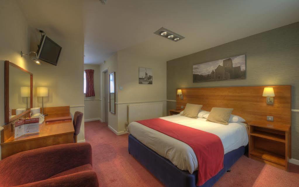 Charnwood Arms Hotel Coalville Exterior photo